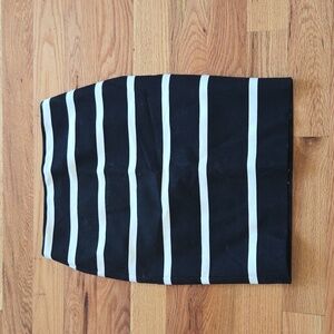 New Talbots Black and White Pencil Skirt Size 6P